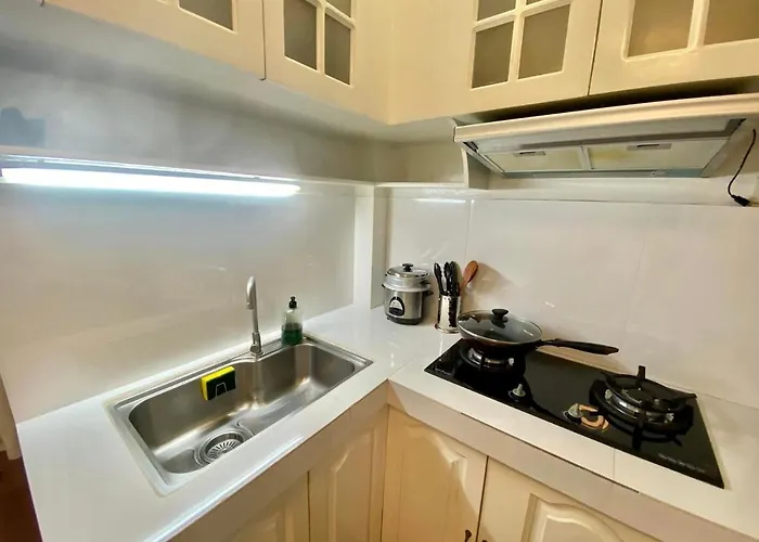 Aparthotel Tiny Hura Homes Ii Unit Visayas Avenue Qc Manila